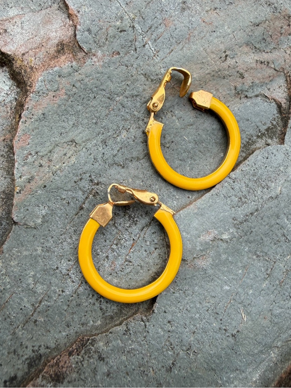 Vintage Yellow Enamel Hoop Clip-On Earrings - Women Jewelry